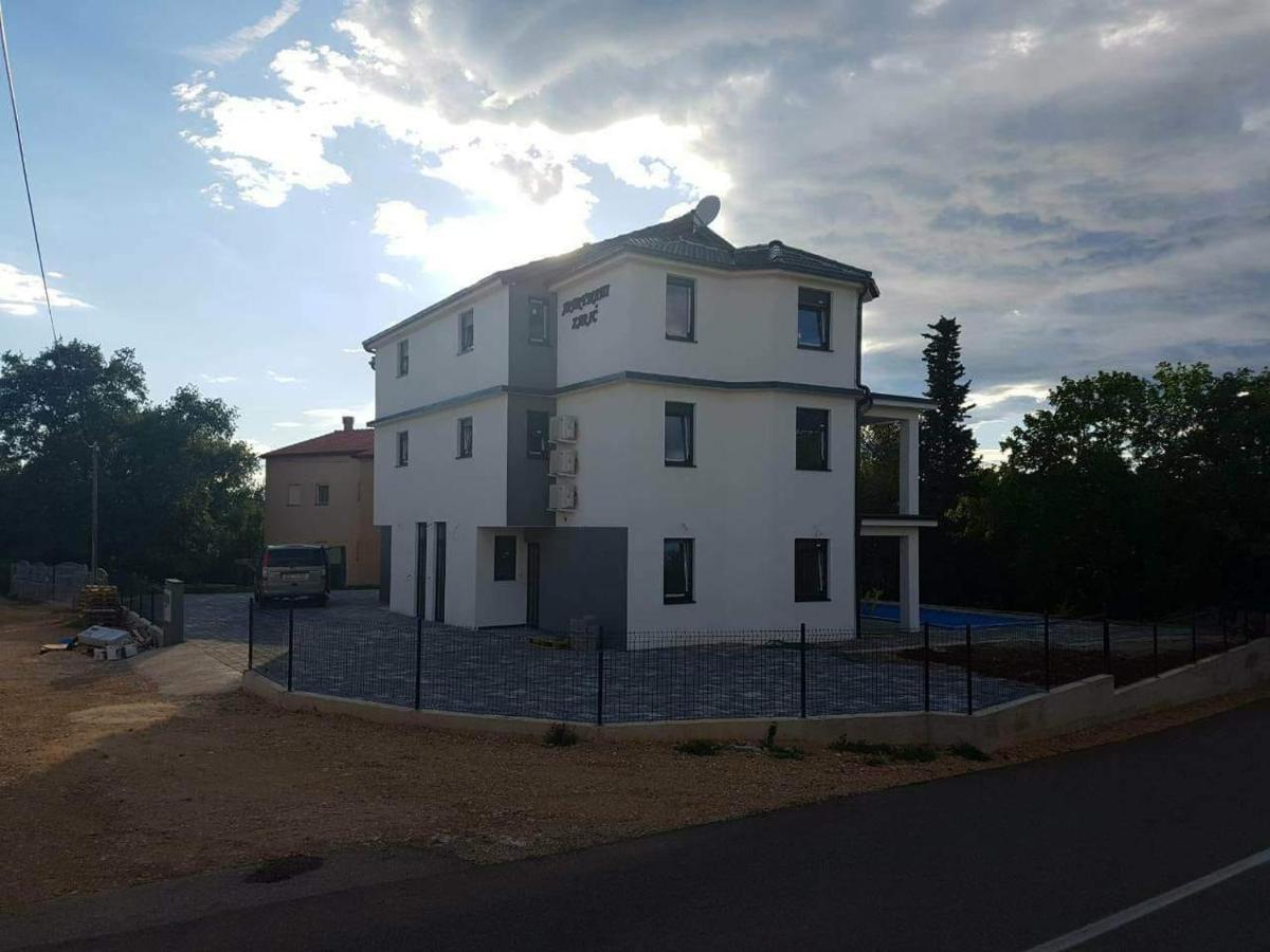 Apartmani Zaric マリンスカ エクステリア 写真
