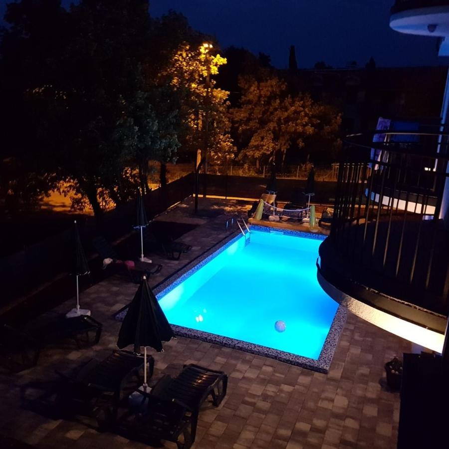 Apartmani Zaric マリンスカ エクステリア 写真