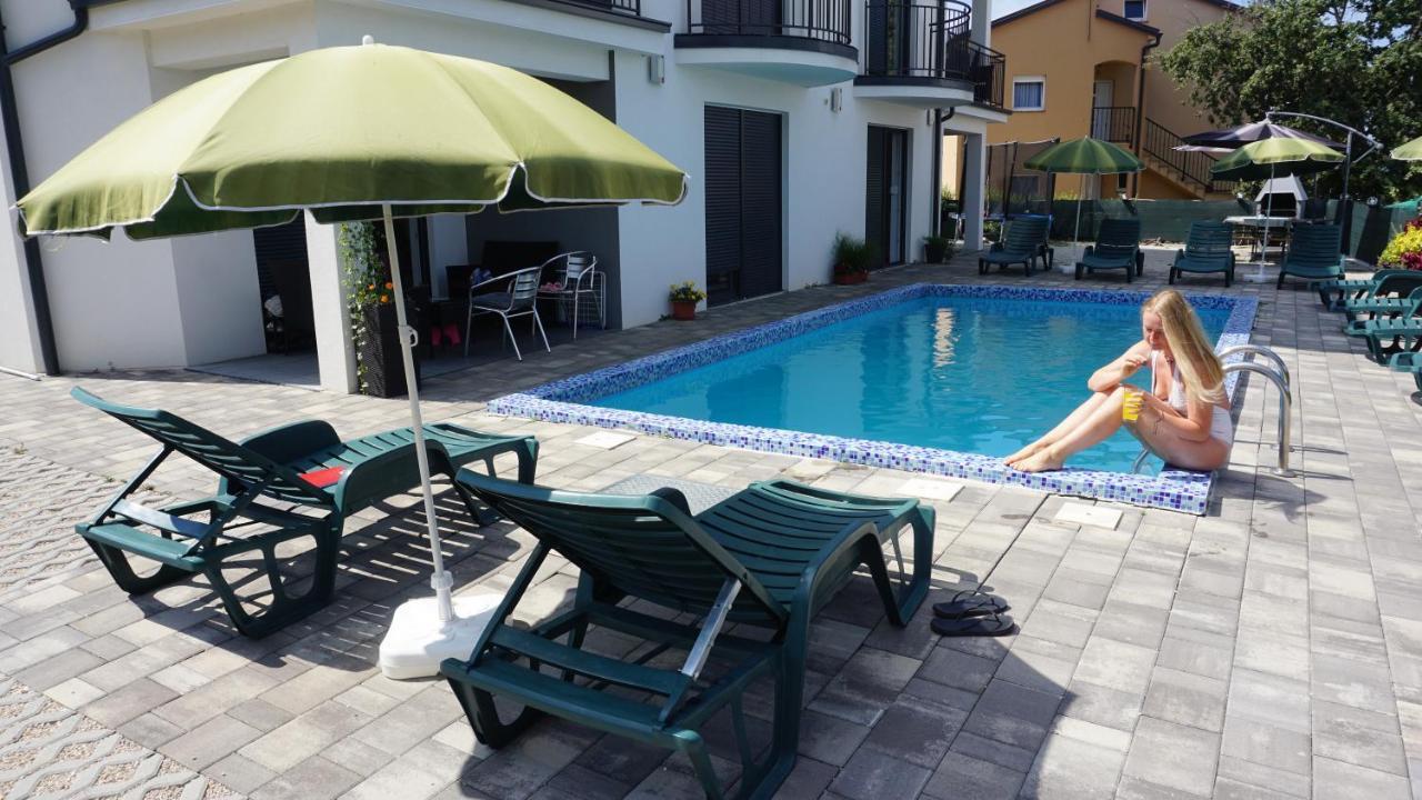Apartmani Zaric マリンスカ エクステリア 写真