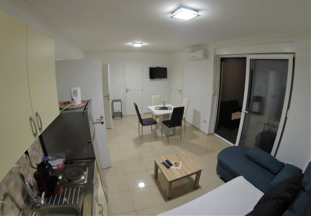 Apartmani Zaric マリンスカ エクステリア 写真