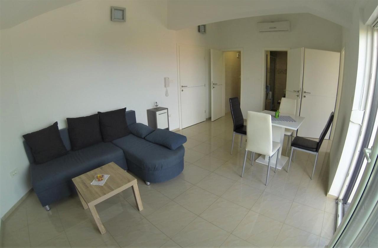 Apartmani Zaric マリンスカ エクステリア 写真