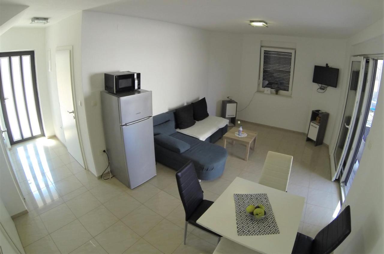 Apartmani Zaric マリンスカ エクステリア 写真