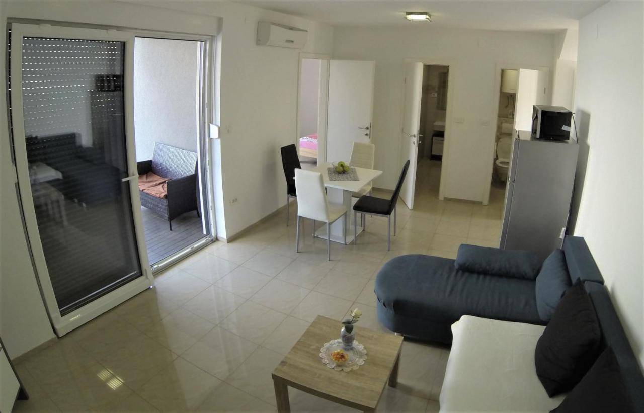 Apartmani Zaric マリンスカ エクステリア 写真